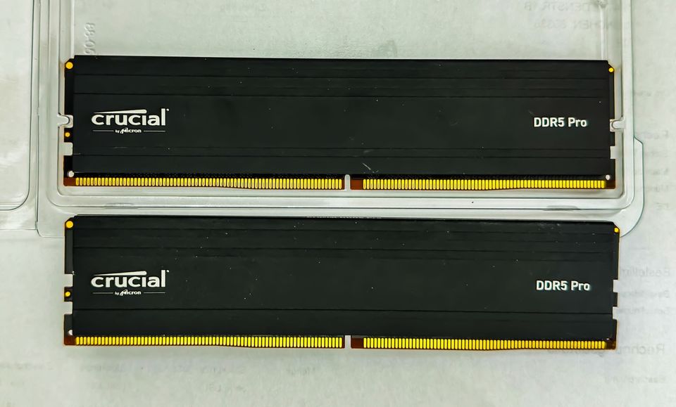 64GB DDR5 5600 von Crucial in München