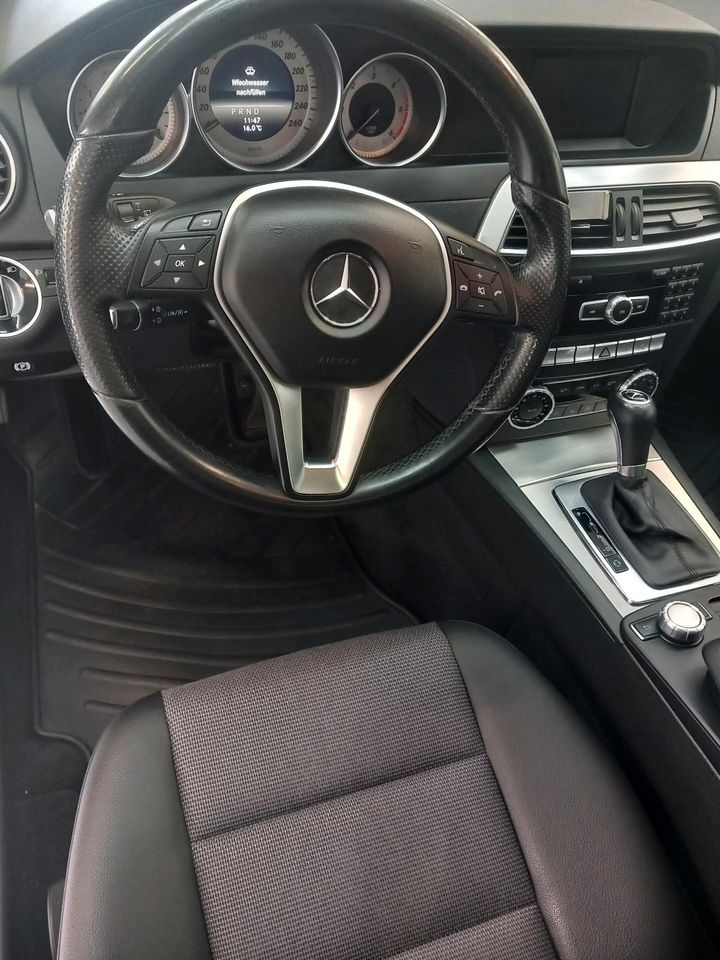 Mercedes C220  Avantgarde ☆top gepflegt☆ neue Reifen in Gelsenkirchen