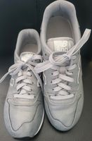 New Balance Sneaker Turnschuhe Gr. 40,5   UK 7 Niedersachsen - Melle Vorschau