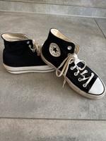Converse Plateau sneaker schwarz Gr. 39 Nordrhein-Westfalen - Hamminkeln Vorschau