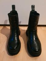 Stiefel Buffalo Rheinland-Pfalz - Lörzweiler Vorschau