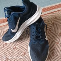 Nike Sportschuhe gr. 37,5 Baden-Württemberg - Ludwigsburg Vorschau