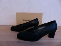Gr. 39,5 Elegante schwarze Pumps Schuhe franco visconti wie neu Nordrhein-Westfalen - Unna Vorschau