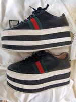 Original Gucci Leder schwarz weiß gestreifte Plateau Sneaker Bayern - Schwaig Vorschau