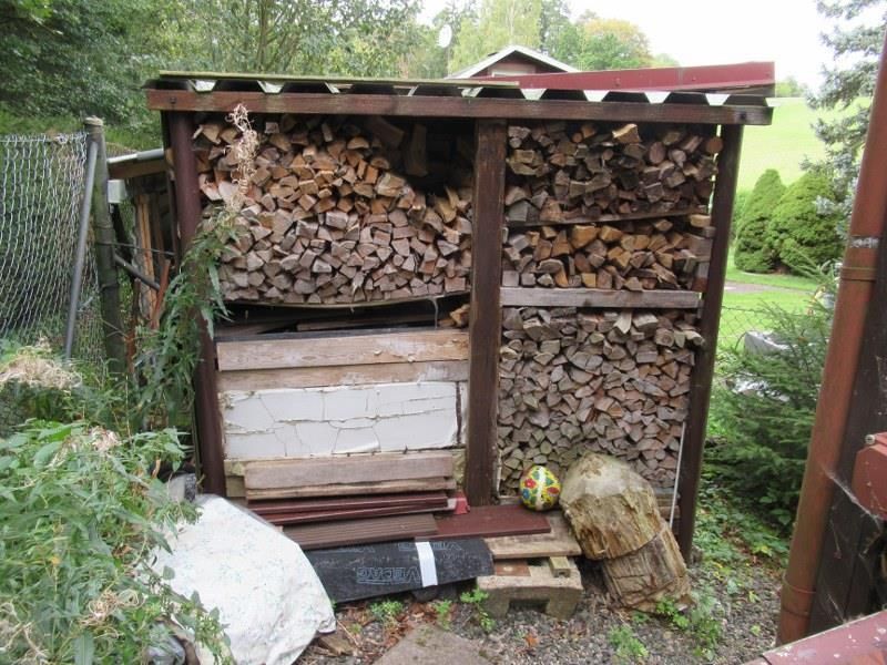 Wochenend- und Ferienhausgrundstück mit Bungalow, Finnhütte und Gerätehaus in Georgenthal