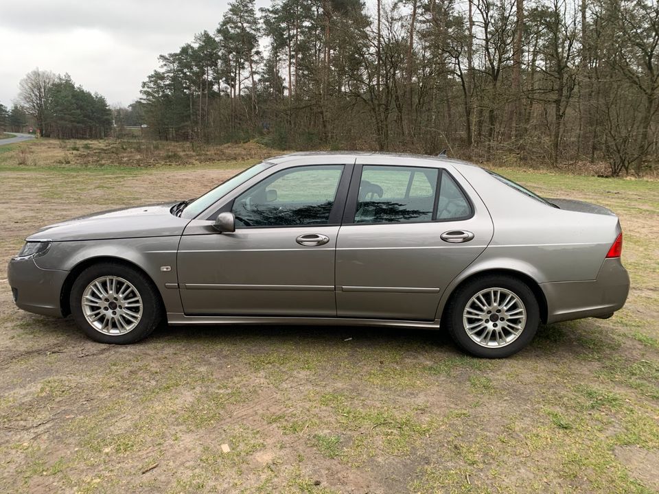 Saab 9-5 2.0t (YS3E) Limousine in Großenkneten