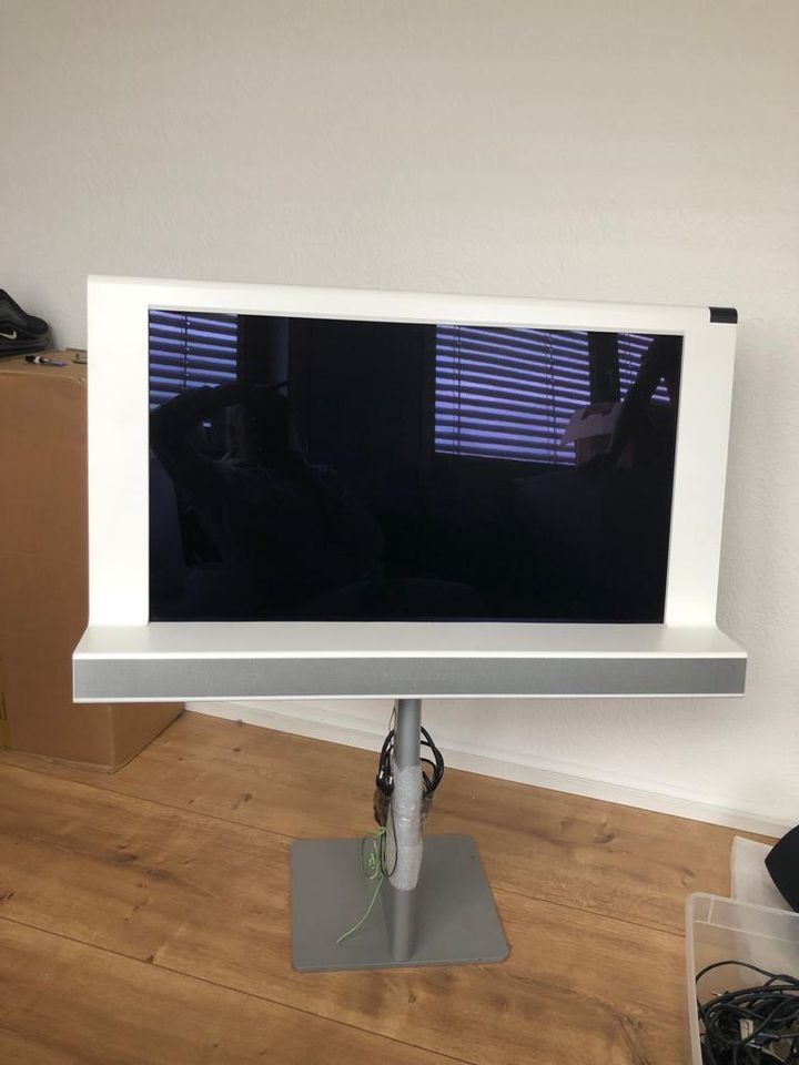 Bang & Olufsen BeoVision 8-32 Fernseher mit Standbein in Weiß in Hessen -  Offenbach | Fernseher gebraucht kaufen | eBay Kleinanzeigen ist jetzt  Kleinanzeigen