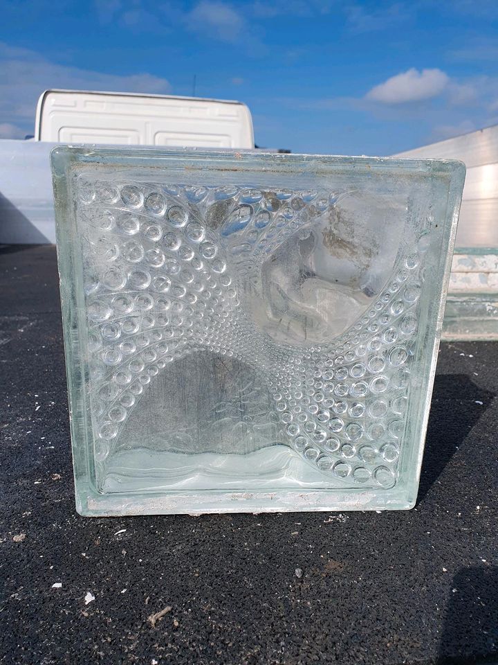 Glasbausteine 24x24 cm gebraucht GRATIS in Gangelt