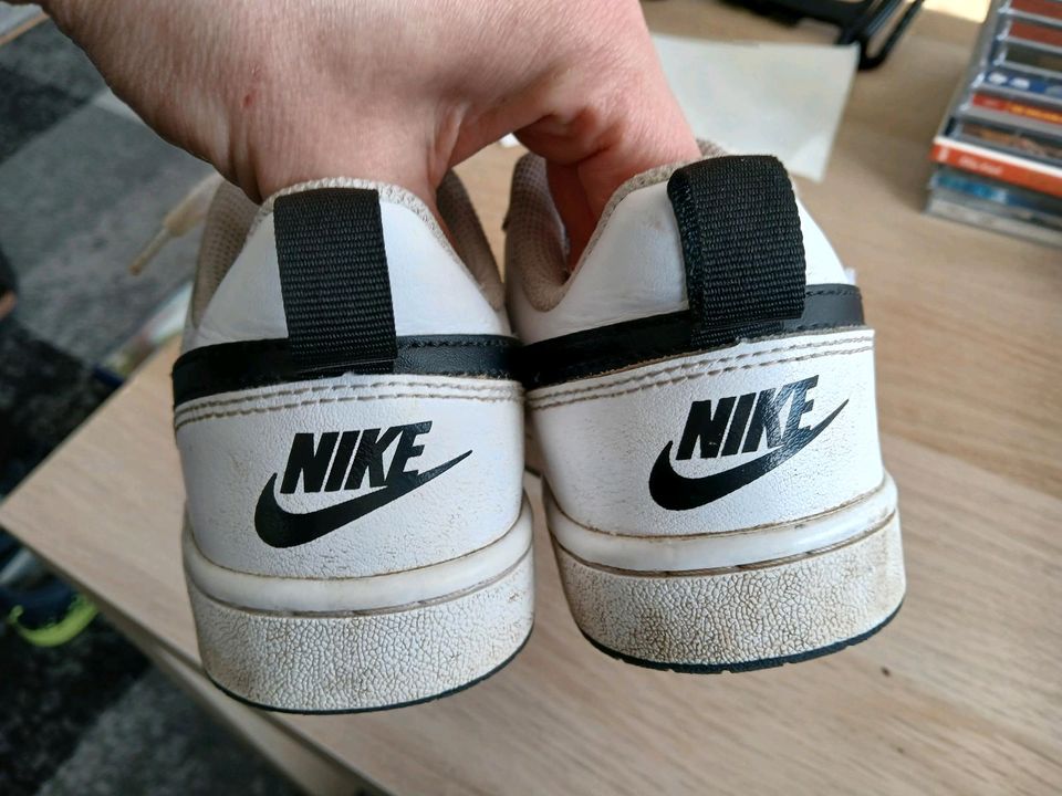 Nike Schuhe Gr. 36 in Sonthofen