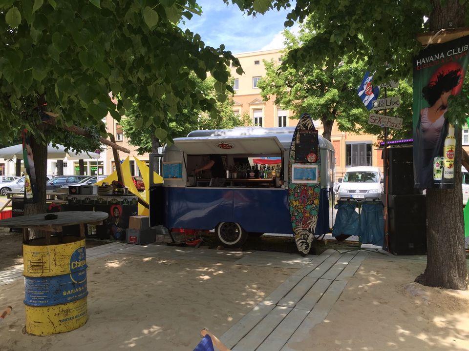 Airstream Nagetusch Cocktailwagen Cocktailbar in Beelitz