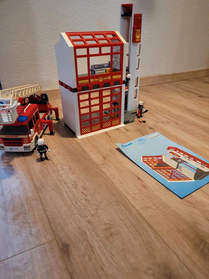 Playmobil 5361  Feuerwehrstation 5362Leiterfahrzeug in Künzell