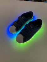 Walkx Kids Schuhe mit bunten LED‘s NEU Sneaker Gr. 35 inkl. Kabel Brandenburg - Glienicke/Nordbahn Vorschau