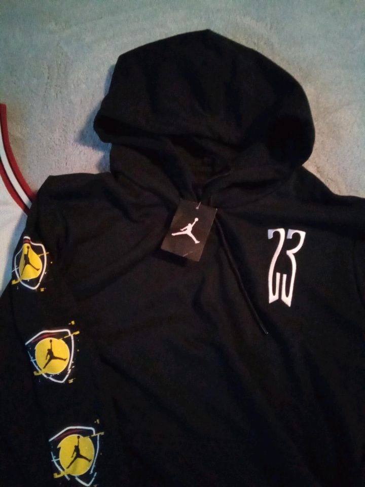 Jordan, Champion Trikot Gr.M und Jordan Sweatshirt Gr.L Neu in Wittenberge