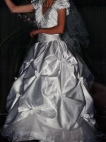 Brautkleid / Hochzeitskleid aus Satin, Größe 36 von Pronovias Westerwaldkreis - Krümmel Vorschau