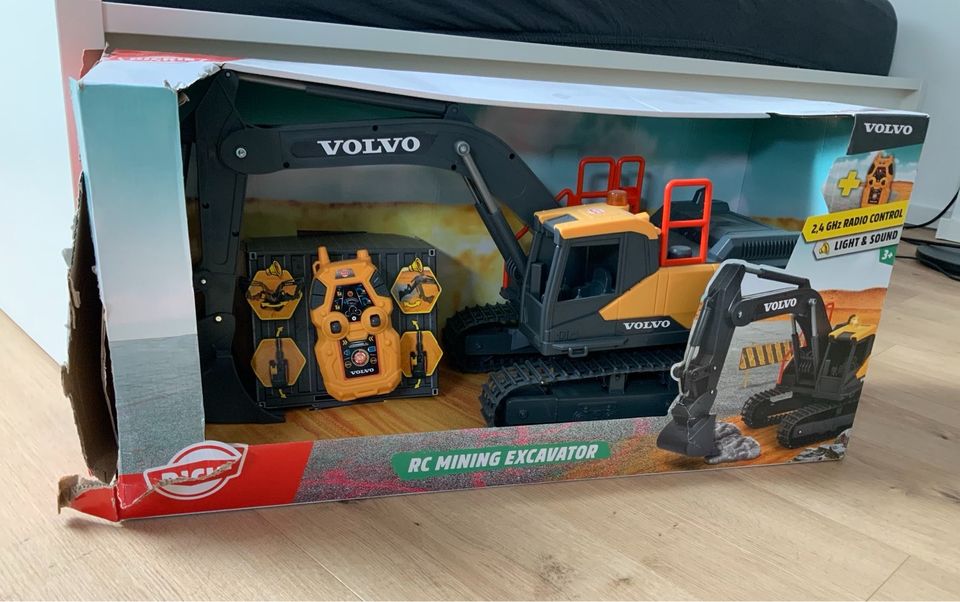 Dieckie Toys RC Mining Excavator Volvo in Lünen