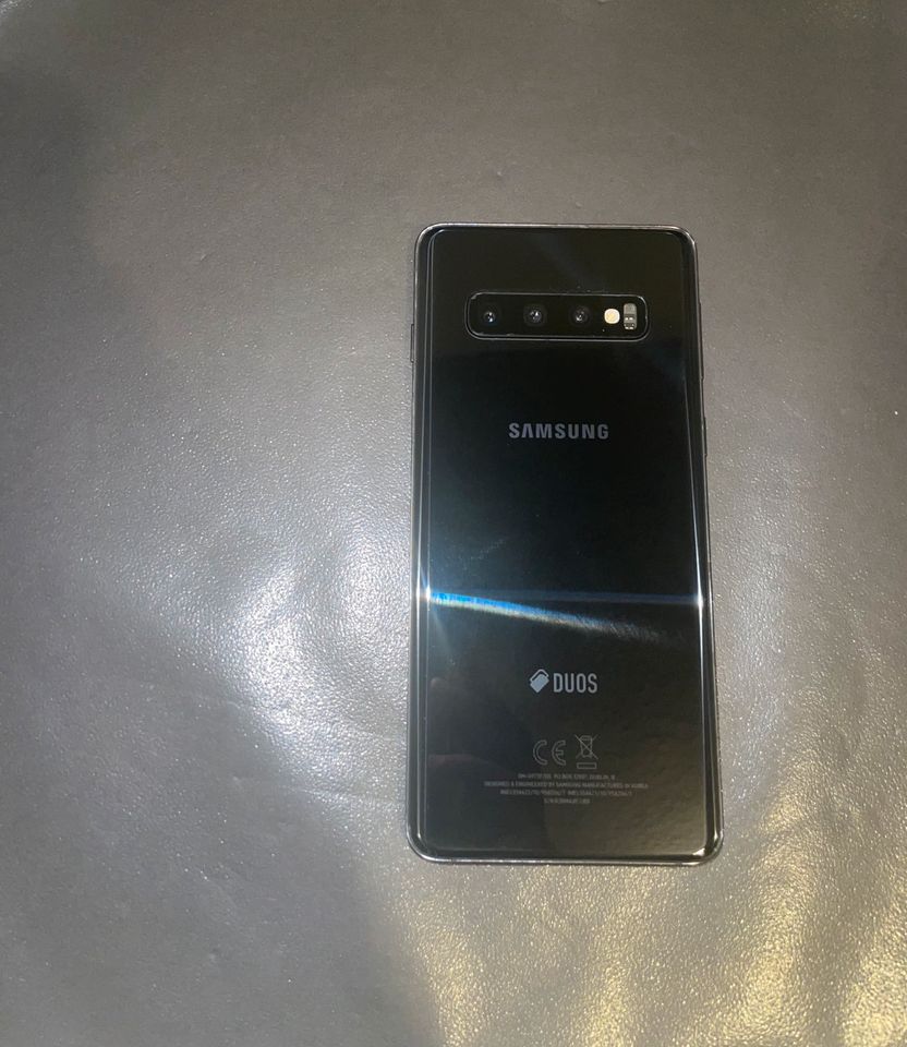 Samsung Galaxy S10 in Duisburg