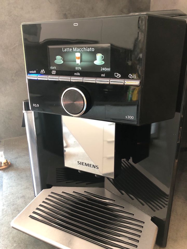 Siemens eq9 s300 kaffeevollautomat in Unterhaching