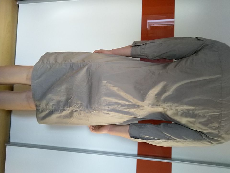 Sommerkleid grau Baumwolle Kurzarm Druckknopf Taschen Hennes 38 S in Seebad Ahlbeck