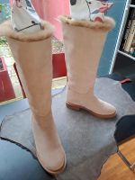 Stiefel von Chanel  Gr 40 Niedersachsen - Hemmingen Vorschau