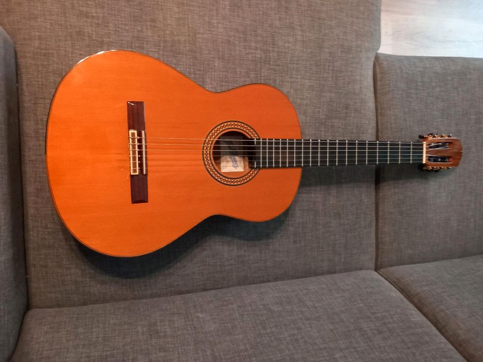 Verkaufe original klassische Konzert-Gitarre von José Ramirez in Minden