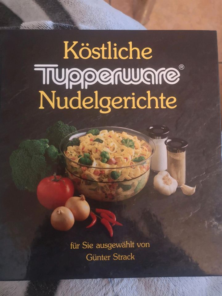 Nudelgerichte Tupperware in Münster