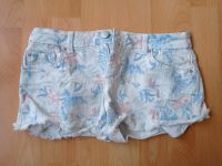 Kurze Hose Jeans Hotpants Gr. 34 Baden-Württemberg - Ludwigsburg Vorschau