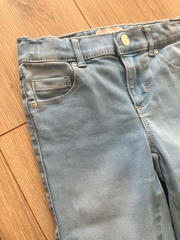 Jeans 122 hellblau skinny Kids only in Niederstotzingen