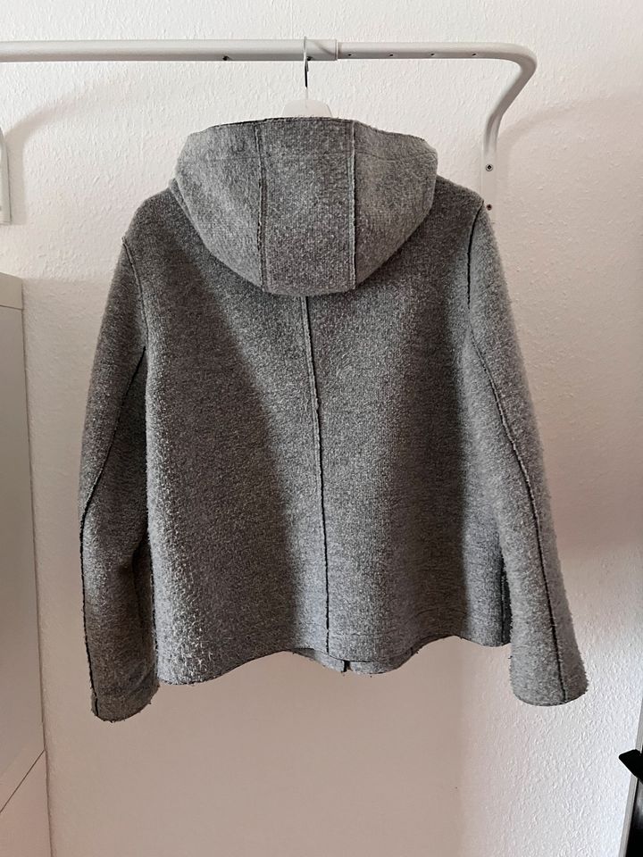 Opus Wolljacke grau Größe 38 in Mohlsdorf