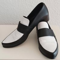 Schwarz-weiße Leder Slipper "Slack London" Gr. 39,5 Niedersachsen - Braunschweig Vorschau