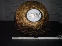 große Ferrero Rocher Deko Geschenkpackung zu verkaufen Nordrhein-Westfalen - Coesfeld Vorschau