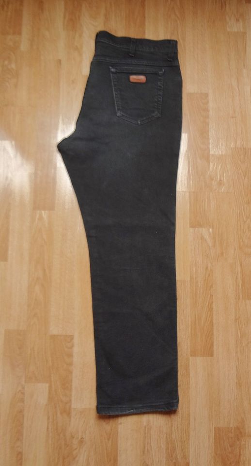 Wrangler Jeans "Texas" W40 L30, Schwarz, Maße im Text in Weißenberg
