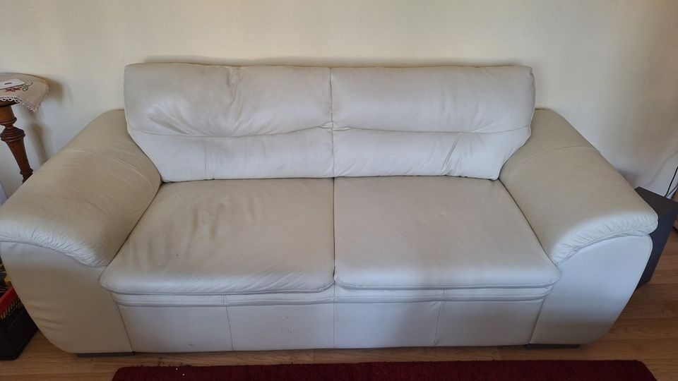 Sitzmöbel Sofa Couch Sessel Wohnzimmer Leder in Rostock