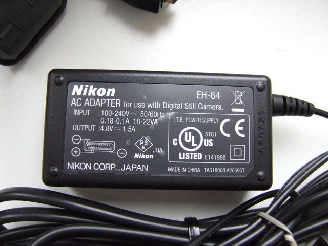 NIKON AC Adapter EH-64 Netzteil Aufladegerät COOLPIX S7c S5 S6 50 in Berlin