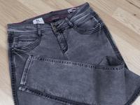 STREET ONE Damen Jeans JANE Galon-Streifen 27/32 slim fit W27 L32 Sachsen - Klingenberg Vorschau