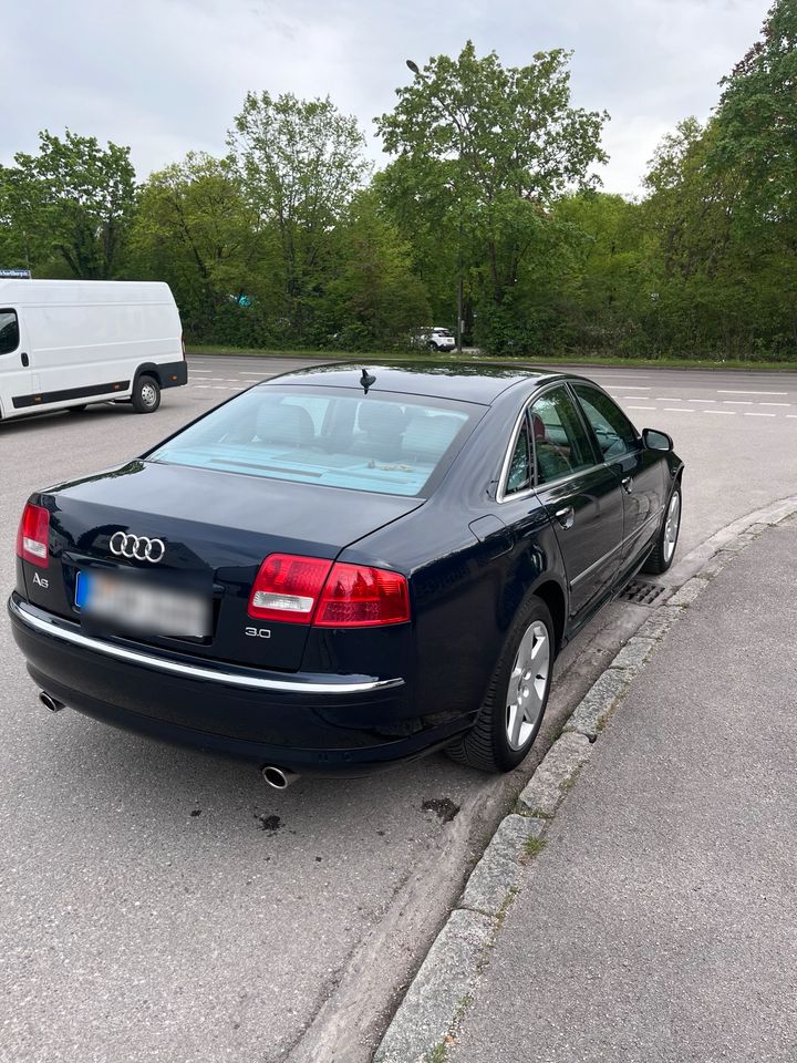 Audi a8 3.0 v6 Benziner in München