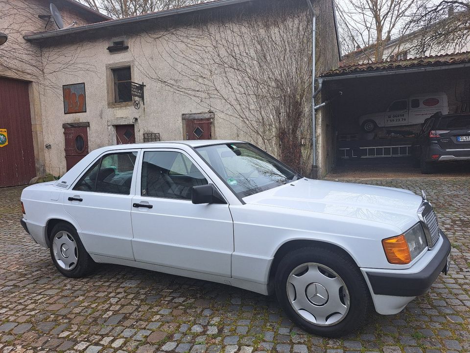 Mercedes 190E-1.8 mit H-Gutachten ohne Wartungsstau in Wadgassen