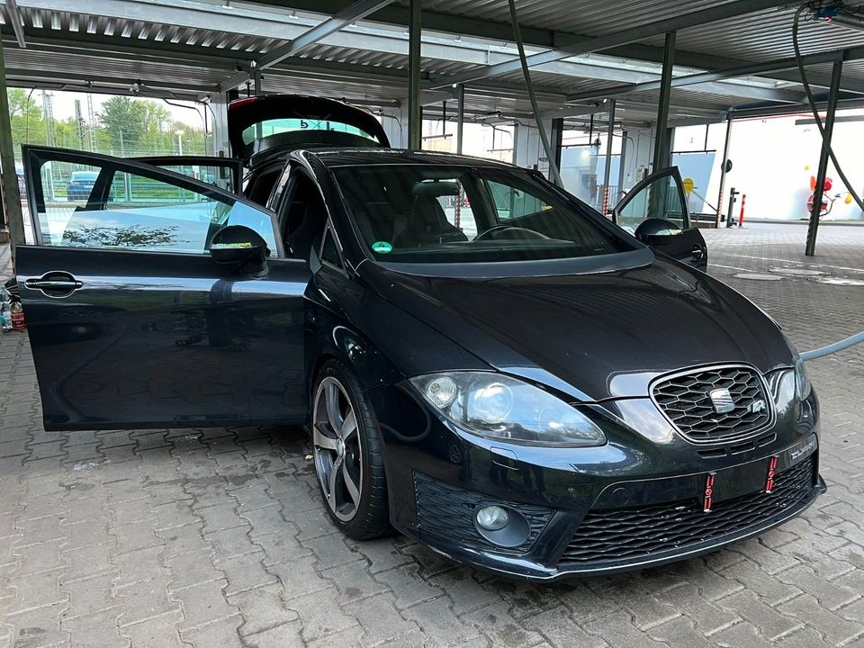 Seat Leon Cupra R 1p *STERNENHIMMEL* in Karlsruhe