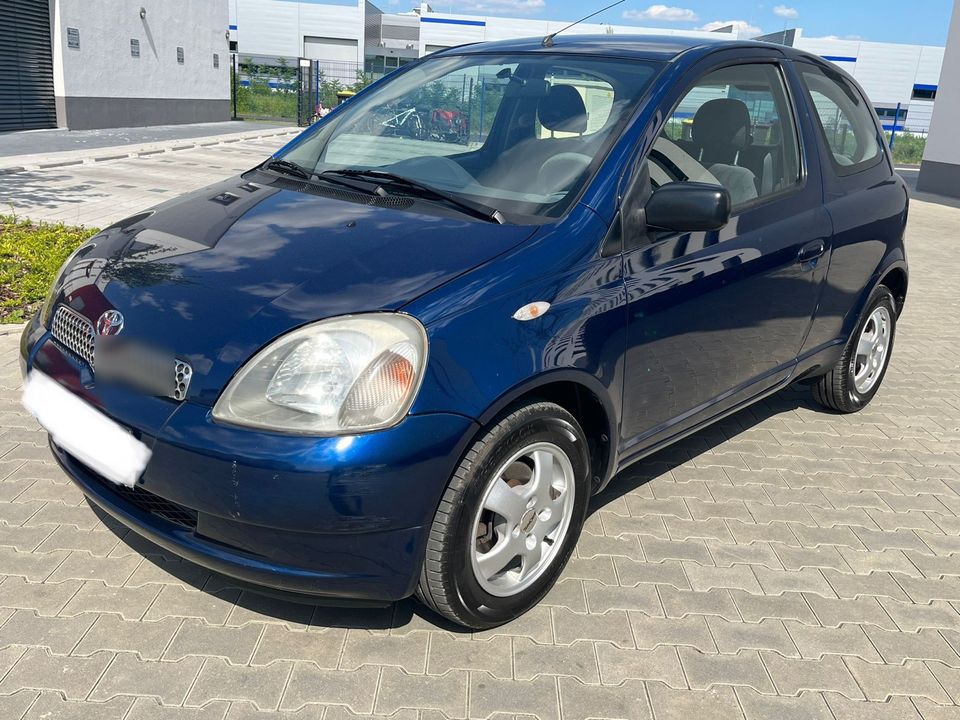 Toyota Yaris 1.3 Linea Sol (TÜV NEU) in Raunheim