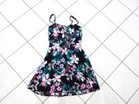 Sommerkleid Strandkleid Minikleid Trägerkleid schwarz Blumen 36 S Berlin - Charlottenburg Vorschau