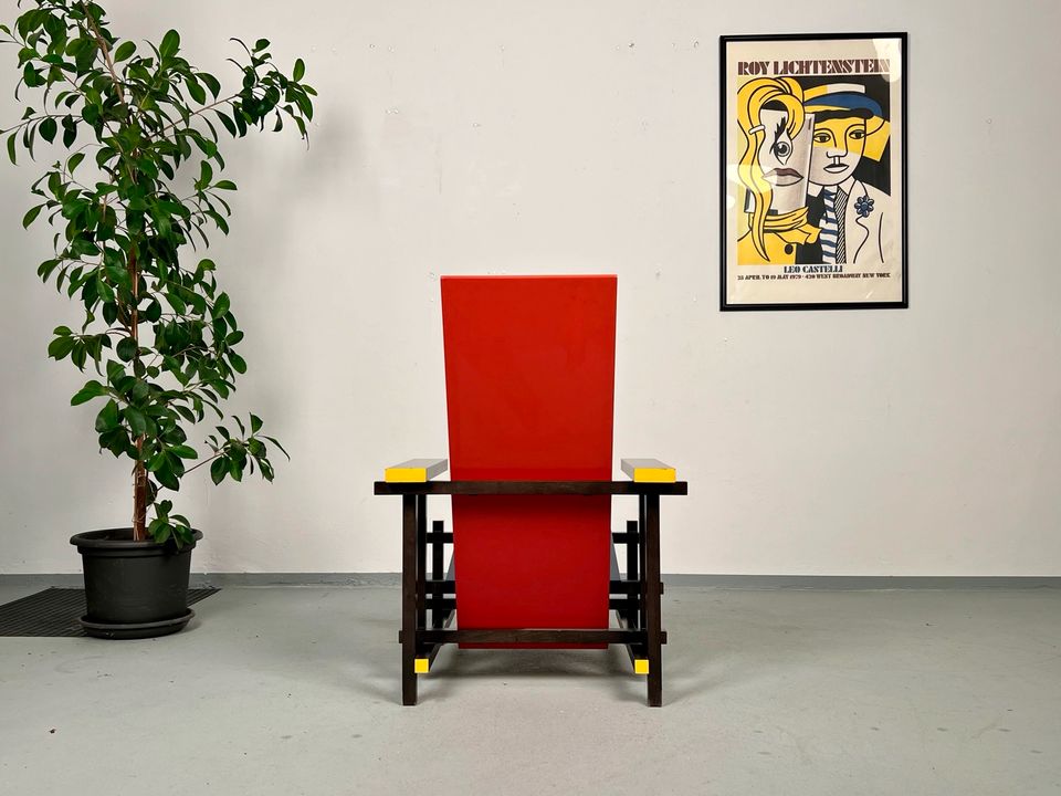 Original Gerrit Rietveld Red Blue Stuhl | Vintage Cassina Sessel in Duisburg