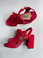 Prada rote Heels mit Blockabsatz Wildleder super Zustand Y2K Berlin - Neukölln Vorschau
