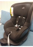 Britax Römer Autokindersitz  Dualfix M Neupreis 399 € Baden-Württemberg - Herdwangen-Schönach Vorschau