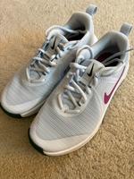 Nike Damen Workoutschuhe FQ1830 Gr 38 Bayern - Landshut Vorschau