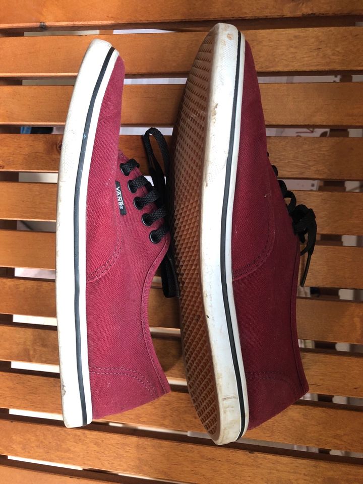 Vans Authentic Lo Pro weinrot bordeaux Sneaker 38 / US 7,5 Skater in Augsburg