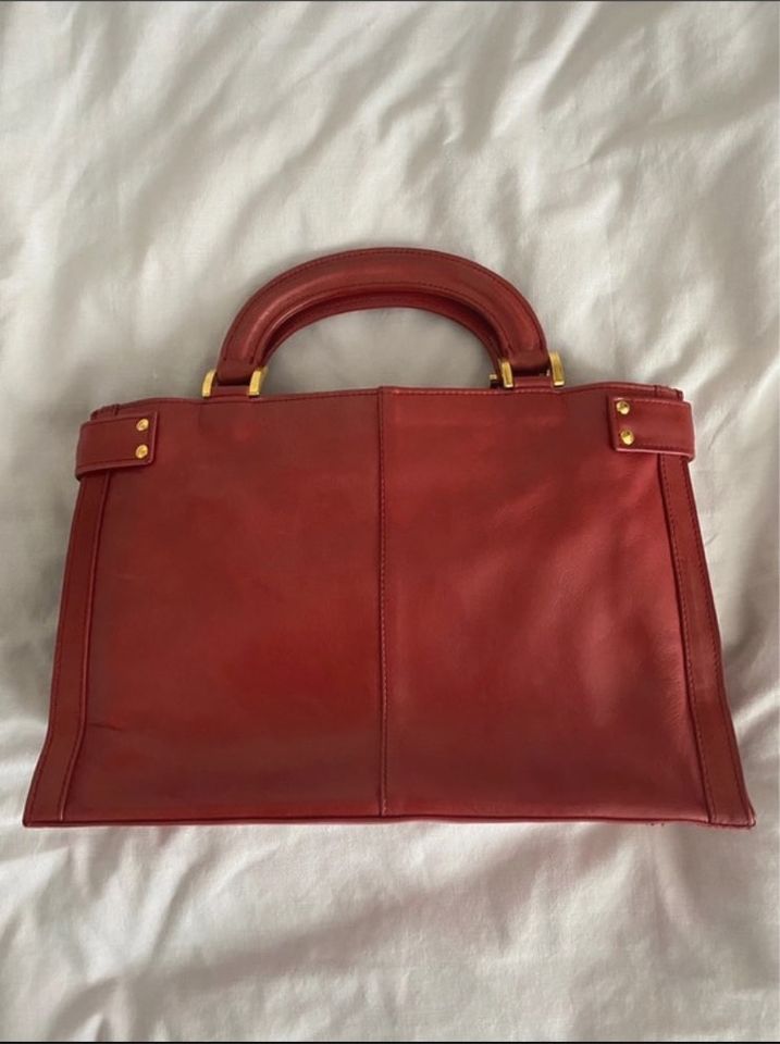 Burgunderrote vintage leder handtasche in Erlangen