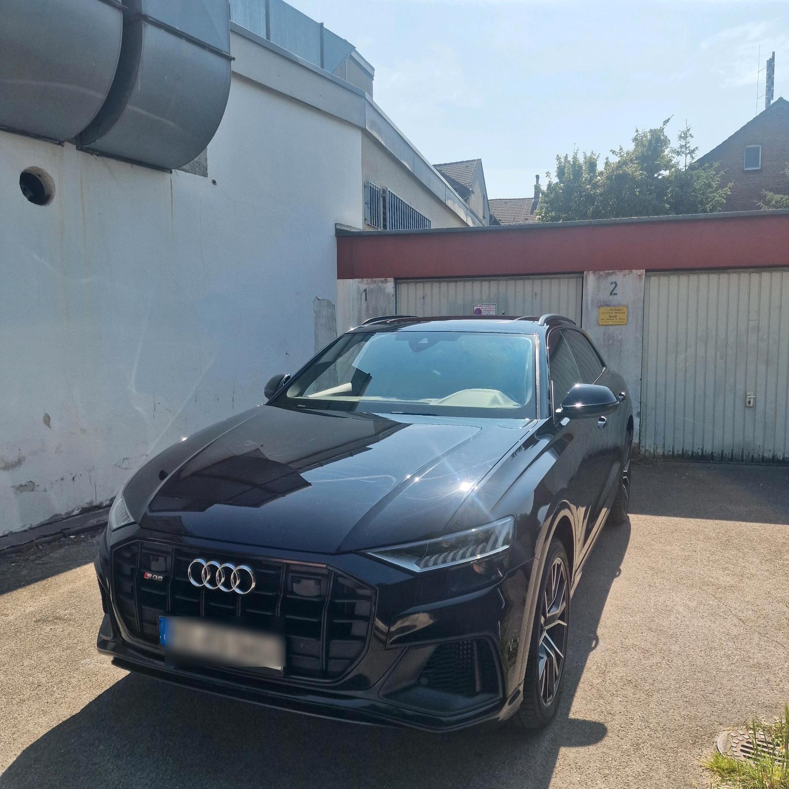 Abbildung des Autos Audi SQ8 1A Zustand