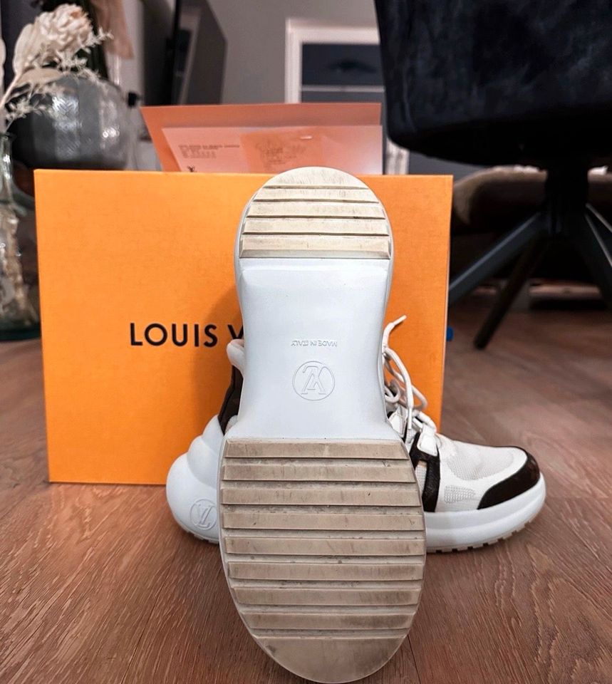 Louis Vuitton Sneaker in Vechta