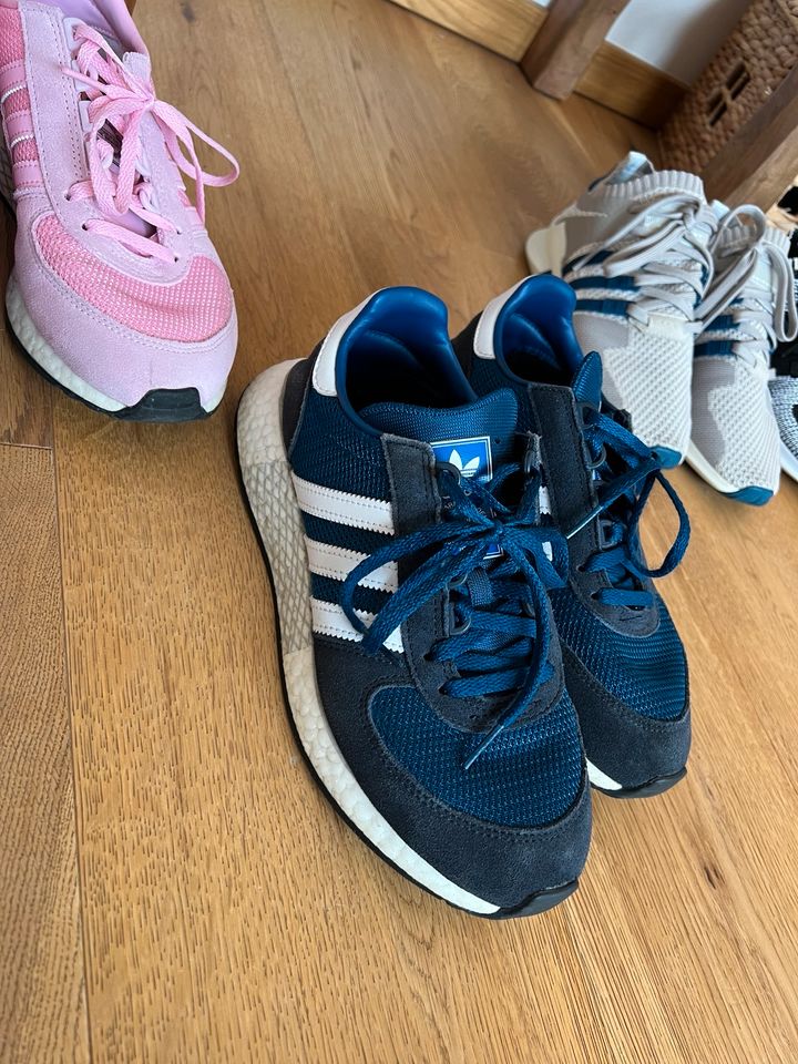 Adidas ♥️ Auflösung Ozweego, Marathon, EQT 39 1/3 & 40| TOP-NEUW. in Gangelt