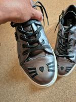 Karl Lagerfeld Sneakers 37 | mattes metallic grau | kaum getragen Wandsbek - Hamburg Eilbek Vorschau