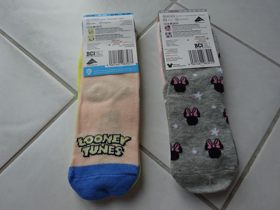 Mädchen Socken u. a. Minnie Mouse Looney Tunes Gr. 27-30 - NEU! in Ingolstadt